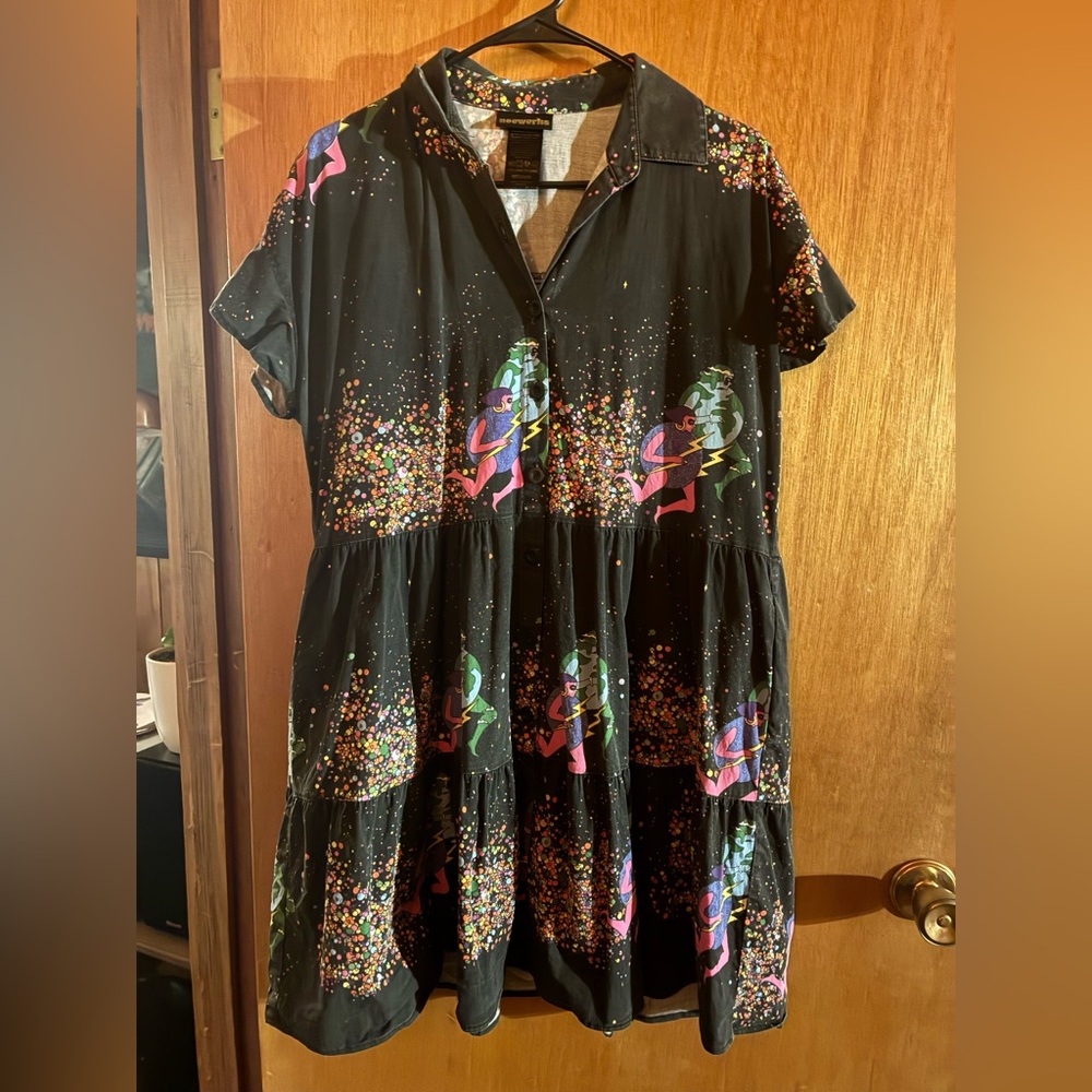 Nooworks Black Midi Dress with Colorful Abstract Print
